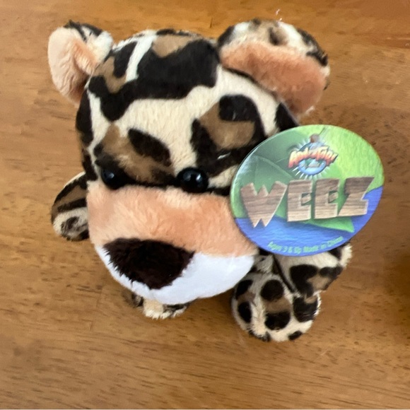 Lion Cheetah Plushie Pair/ Stocking stuffer! - Picture 4 of 6